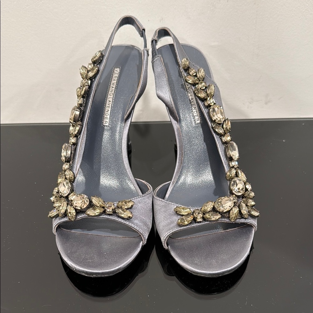 Vera Wang Lavender Label Gray Heels with Chain Detail